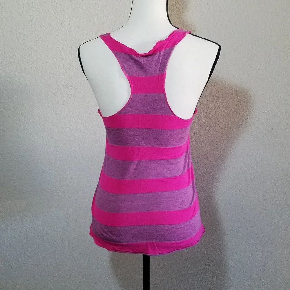 Wet Seal Juniors Tank Tops Small Pink Stripe Racer Back Shirt Casual y2k 90s - Picture 4 of 4
